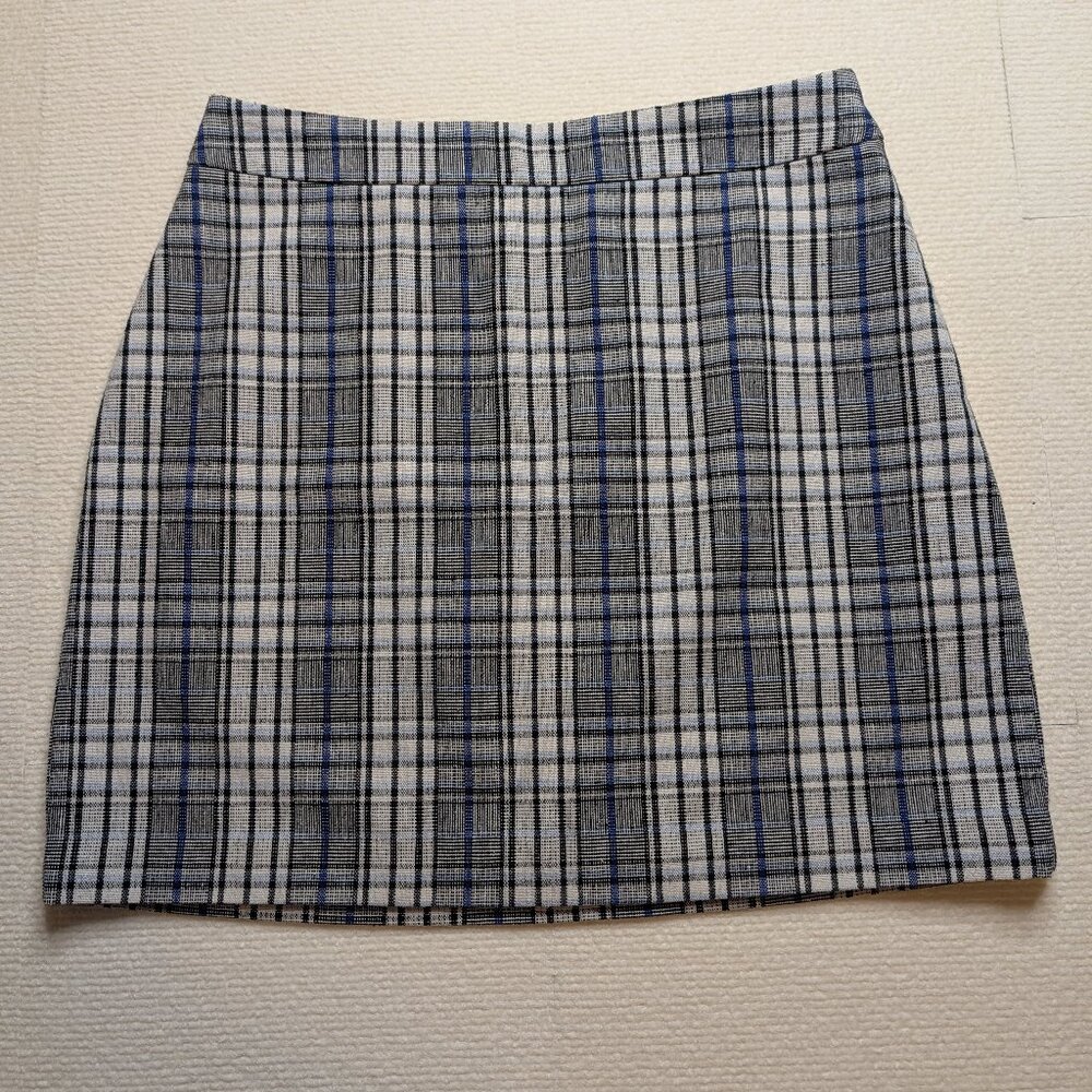 Nine West plaid skirt blue/black/white/gray - size Medium